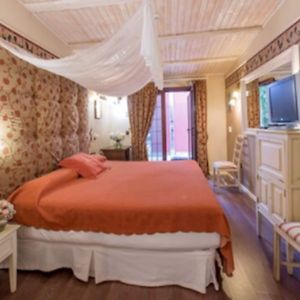 Exterior Double Room